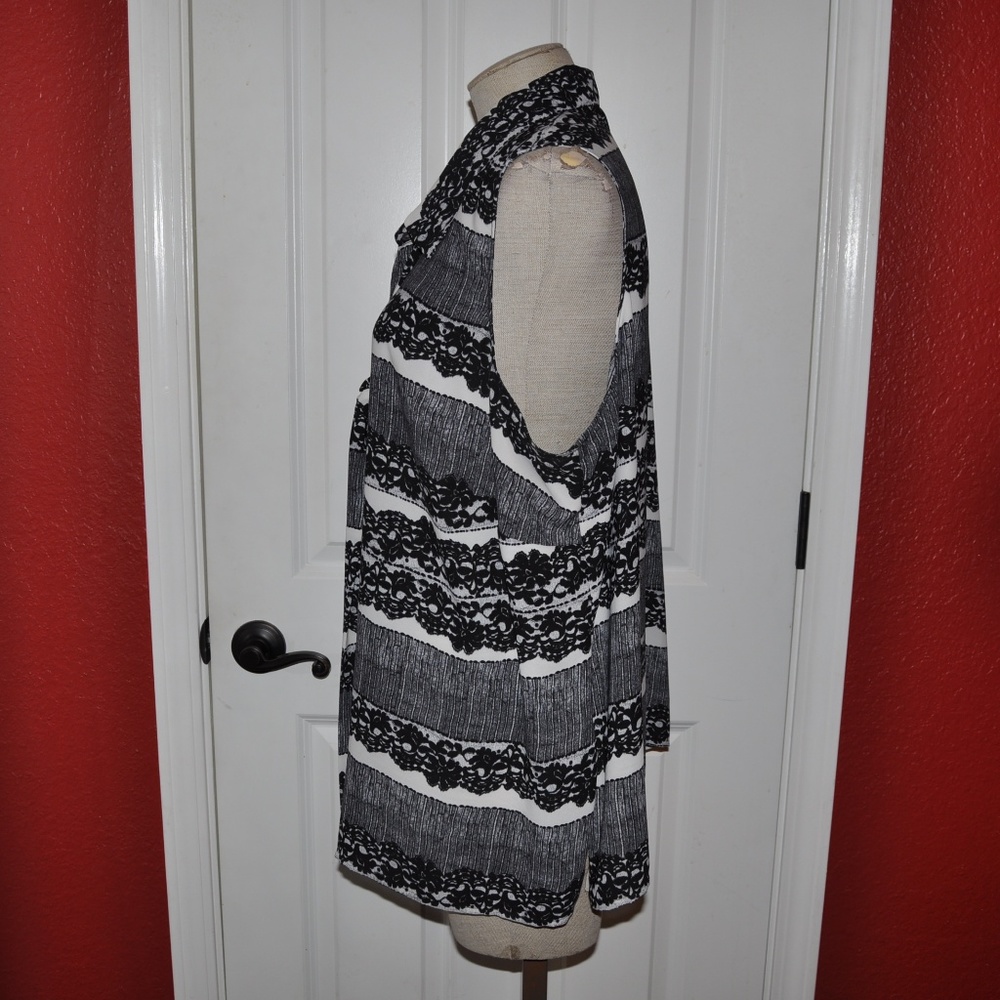 TUSALE VINCE CAMUTO Lace Print Tie Neck Blouse Top - Picture 5 of 7